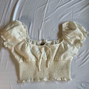 H&M Cream Puff Sleeve Crop Top
